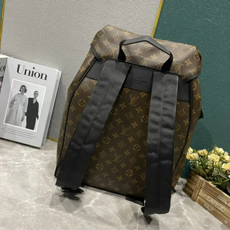 louis vuitton aaa qualite sac a dos  pour unisexe s_11446122